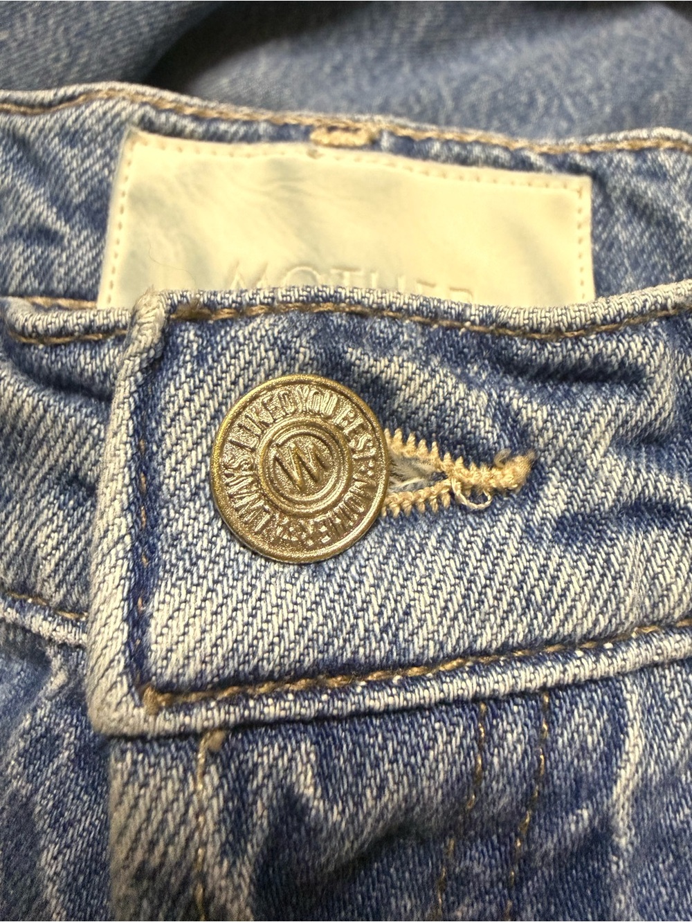 ✨ MOTHER Lil Dodger Button Sneak Wipeout Jeans NWT Premium Denim ✨ 24 x 29 - Picture 6 of 11